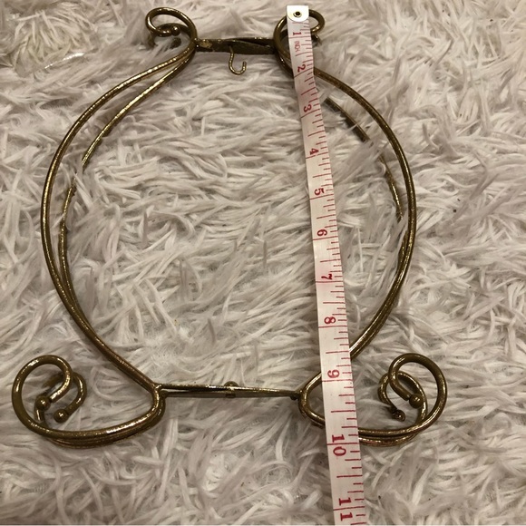 Pier 1 Single Gold Ornament Stand Holder - Picture 10 of 12